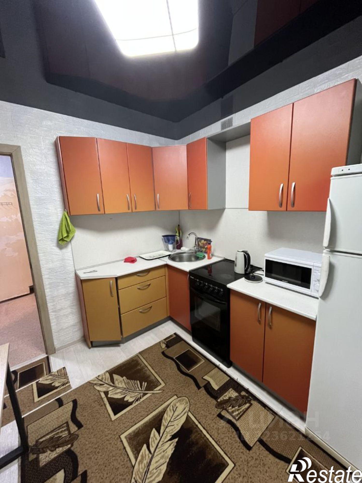 Сдать квартиру за 15 000 рублей на ул им А.М.Матросова, 5А