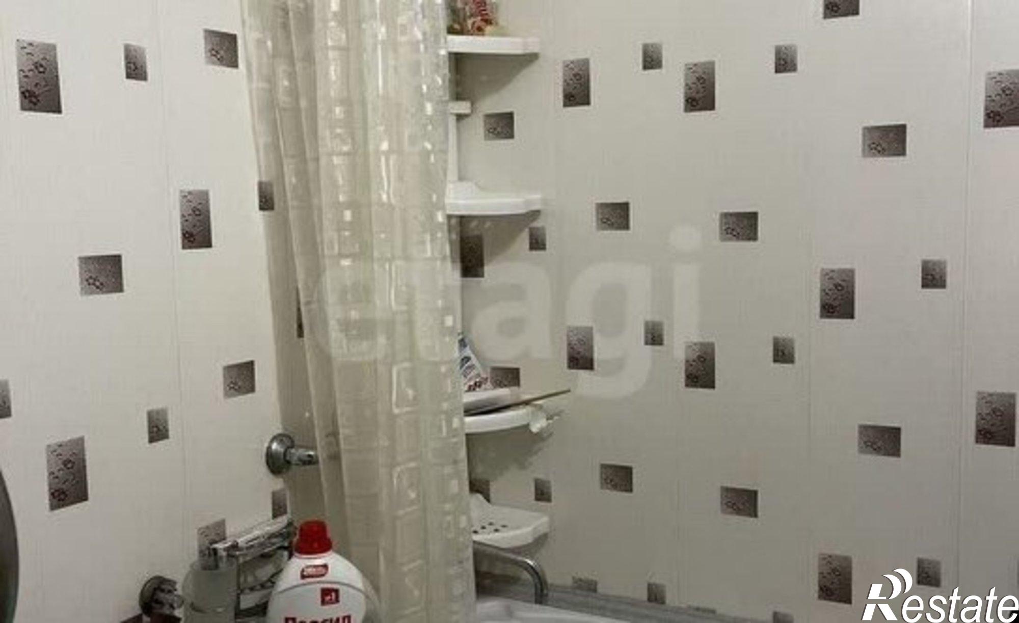 Купить квартиру за 2 300 000 рублей на улица Космонавтов, 32