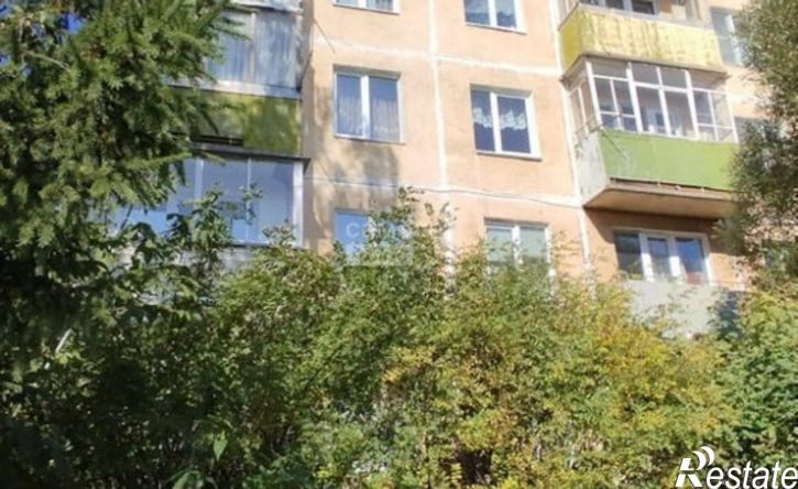 3-комн квартира улица Космонавтов, 5,  д. 5