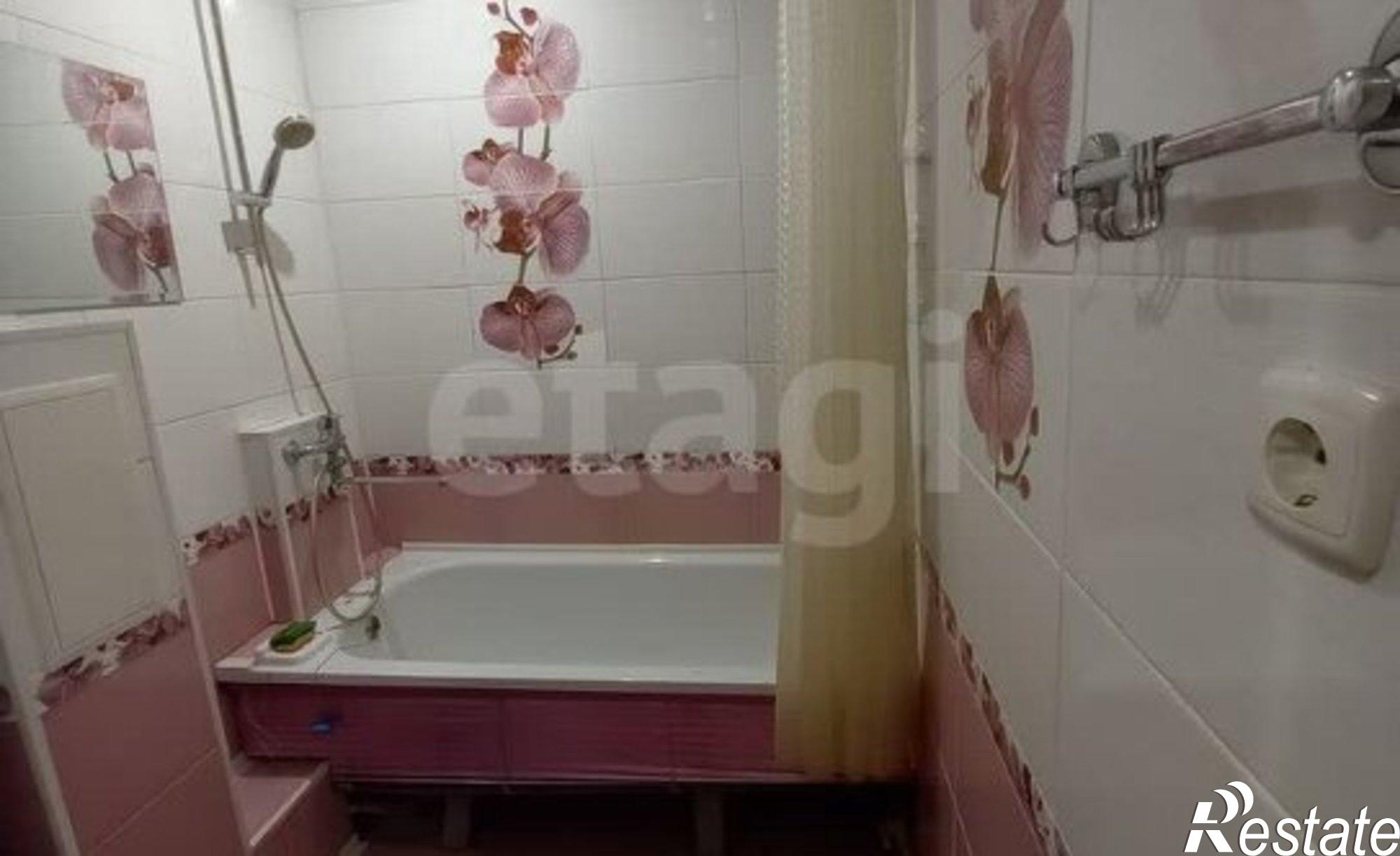 Купить квартиру за 2 780 000 рублей на пр-кт им Ю.А.Гагарина 8-я линия, 10