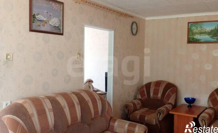 4-комн квартира улица Космонавтов, 10,  д. 10