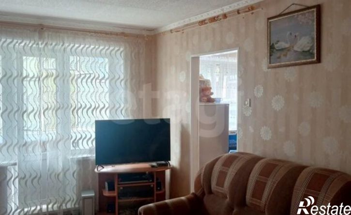 4-комн квартира улица Космонавтов, 10,  д. 10