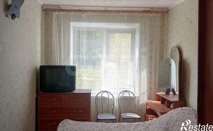 4-комн квартира улица Космонавтов, 10,  д. 10
