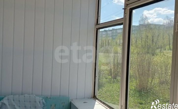 4-комн квартира улица Космонавтов, 10,  д. 10