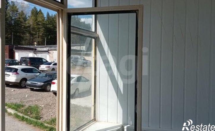 4-комн квартира улица Космонавтов, 10,  д. 10