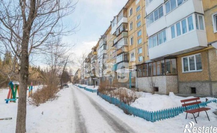 2-комн квартира пр-кт 30-летия Победы, 13,  д. 13