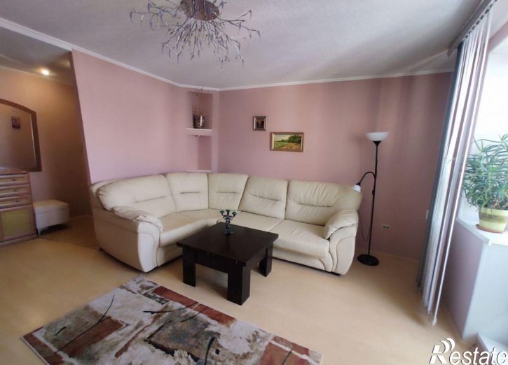 3-комн квартира улица Урицкого, 35,  д. 35