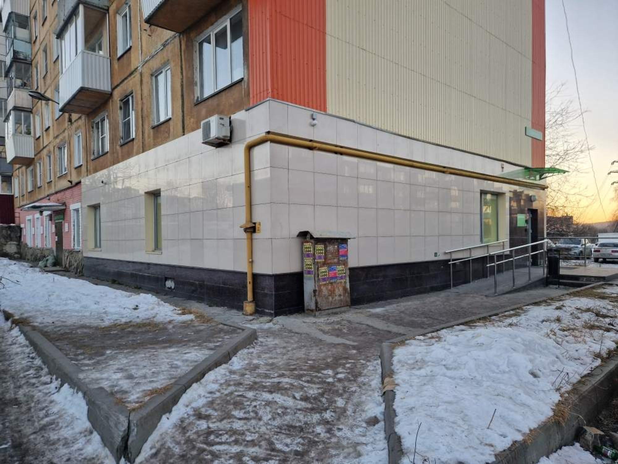 Купить офис, помещение под офис за 4 755 580 рублей на Строителей улица, д.13