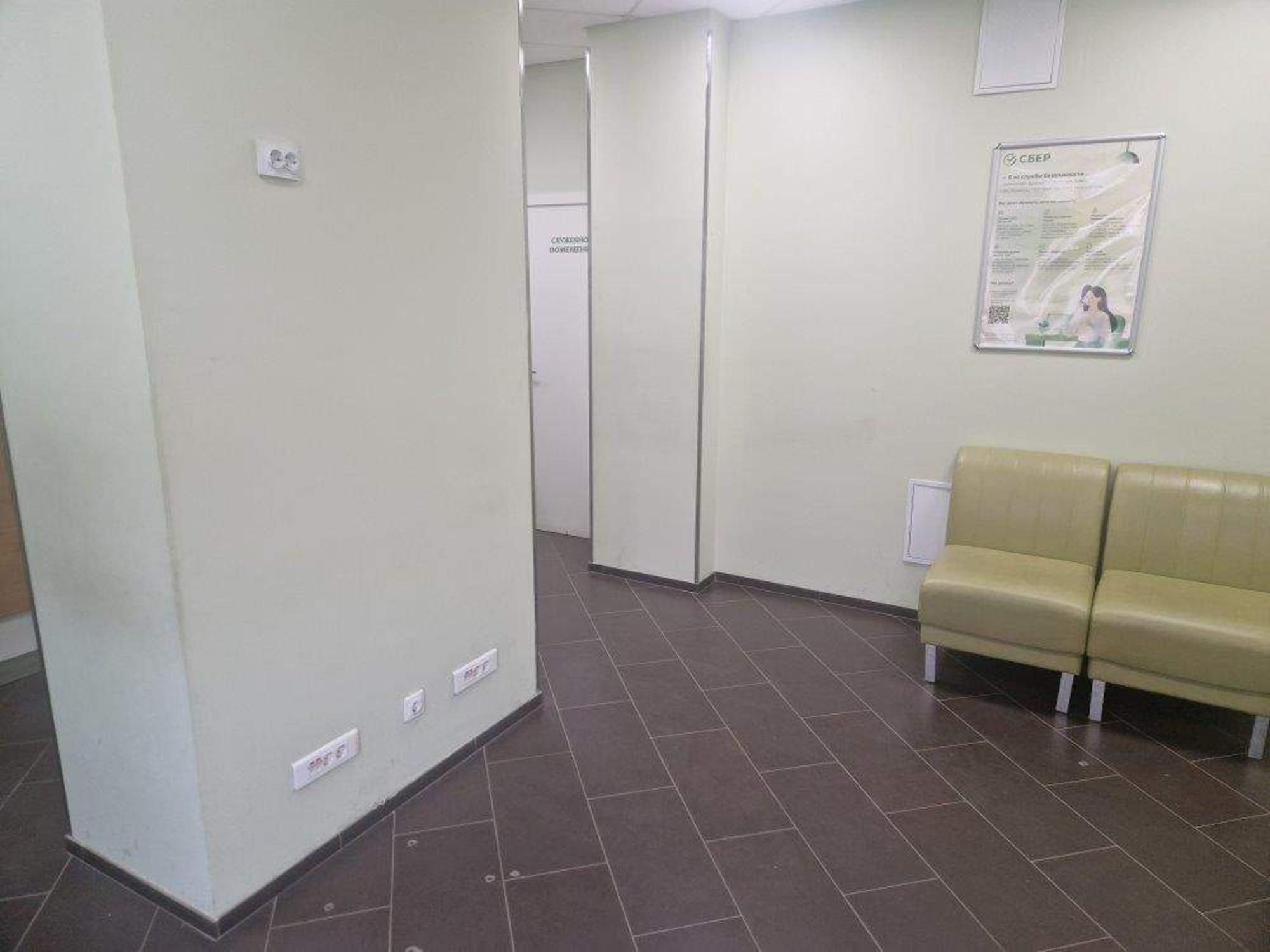 Купить офис, помещение под офис за 4 755 580 рублей на Строителей улица, д.13