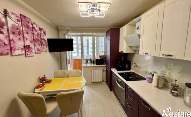 2-комн квартира Новобереговая улица, 1,  д. 1