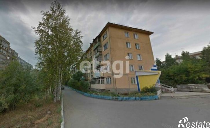3-комн квартира проспект 30-летия Победы, 8,  д. 8