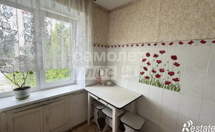 2-комн квартира проспект имени Ю. А. Гагарина 1-я линия, 14,  д. 14