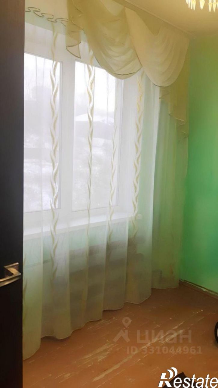 4-комн квартира ул им А.М.Матросова, 3А,  д. 3А