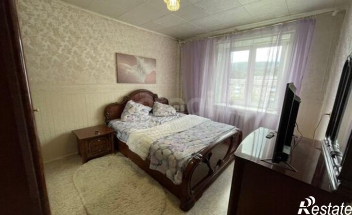 3-комн квартира улица Космонавтов, 12А,  д. 12А