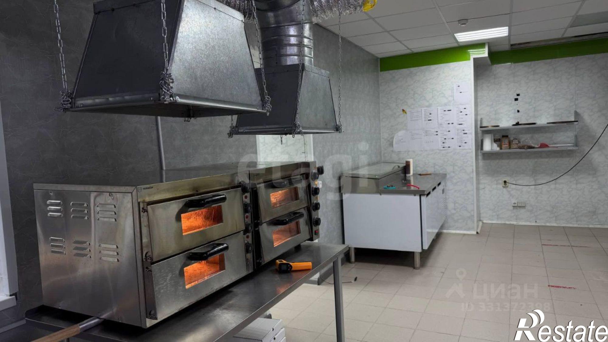 Купить торговое помещение за 6 000 020 рублей на ул им А.С.Грибоедова, 9