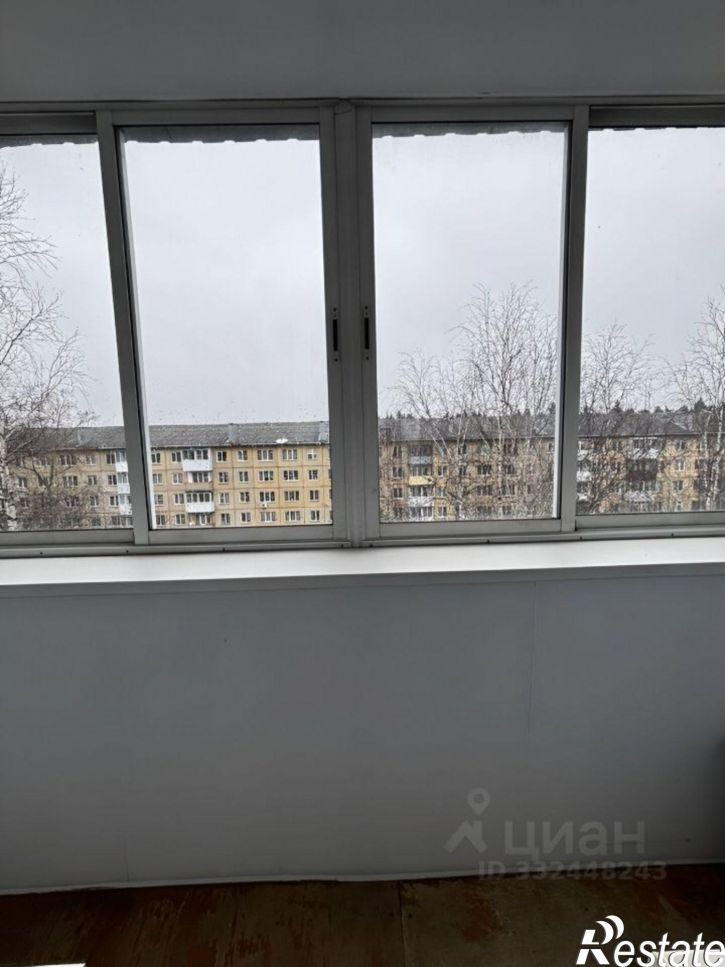 2-комн квартира пр-кт им Ю.А.Гагарина 8-я линия, 15,  д. 15