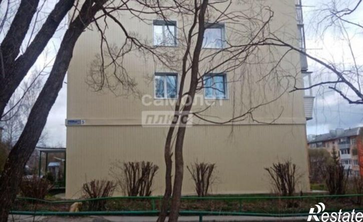 3-комн квартира ул Космонавтов, 5,  д. 5