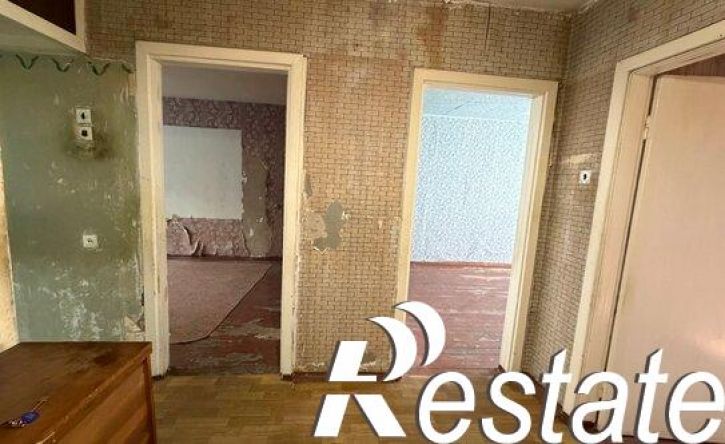 3-комн квартира улица Машиностроителей, 40,  д. 40