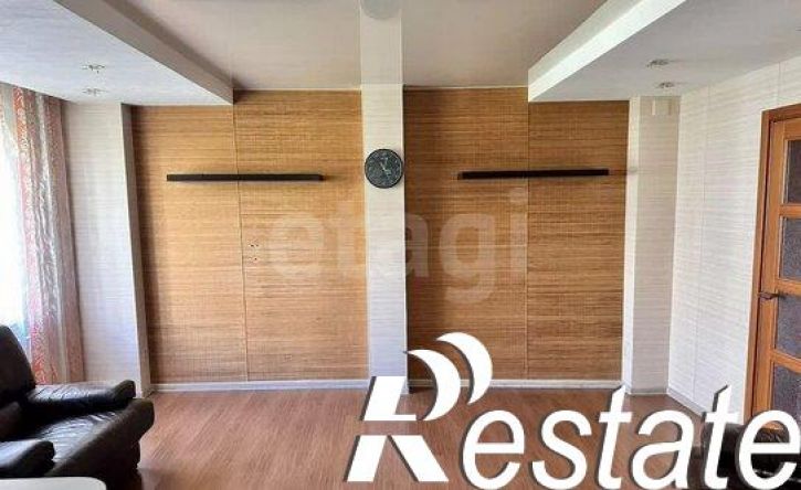 4-комн квартира улица Горького, 2А,  д. 2А