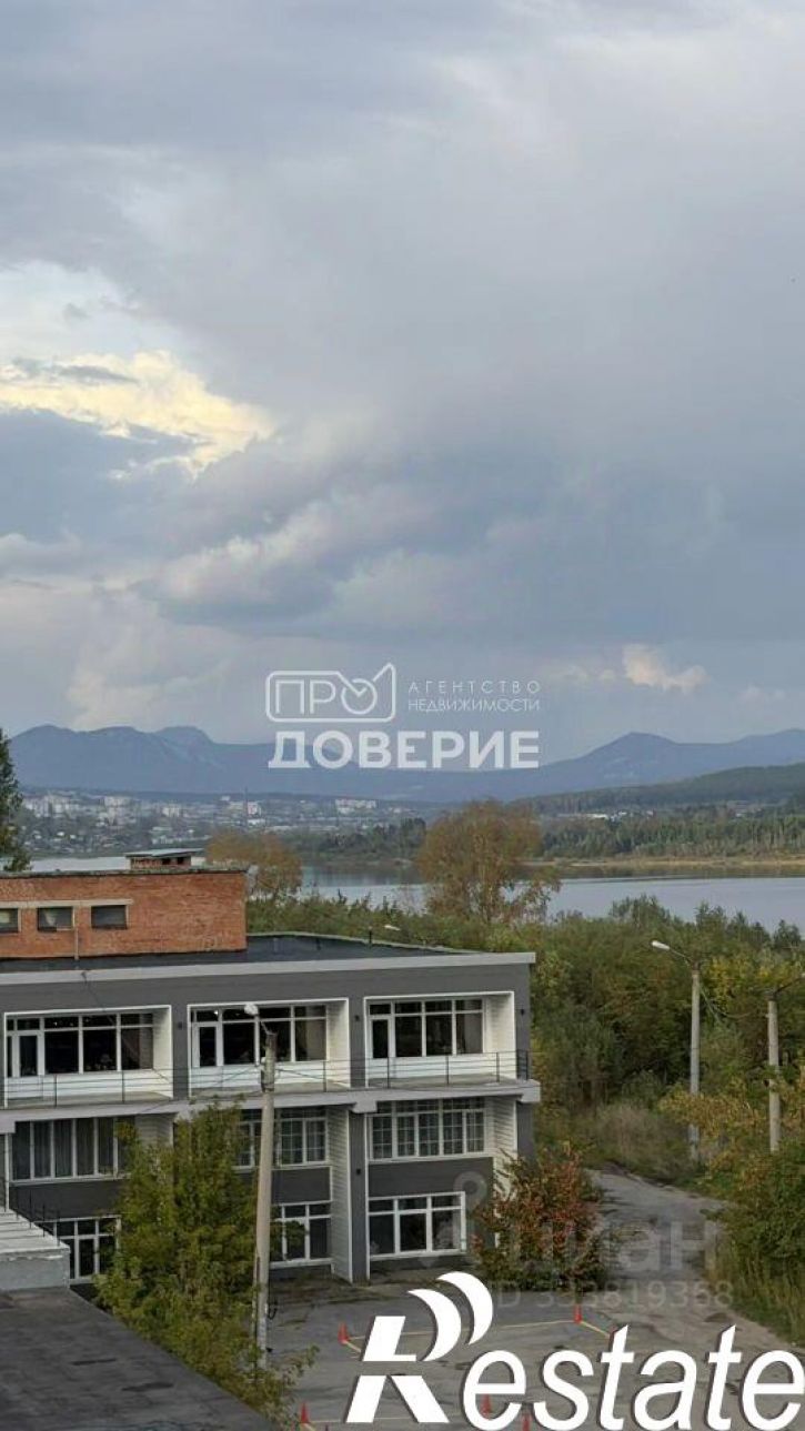 3-комн квартира проспект 30-летия Победы, 8,  д. 8
