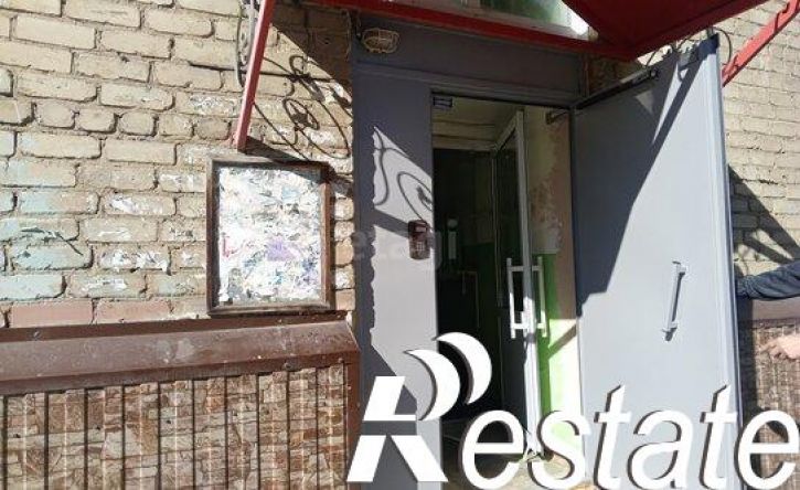 2-комн квартира улица Металлургов, 1,  д. 1