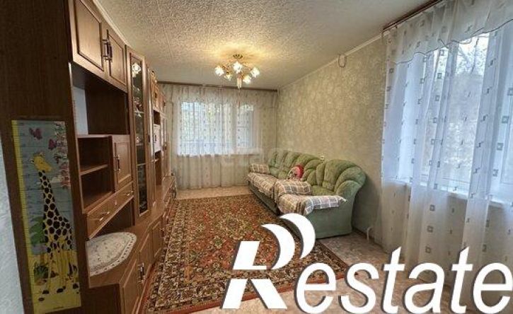3-комн квартира улица Космонавтов, 26,  д. 26