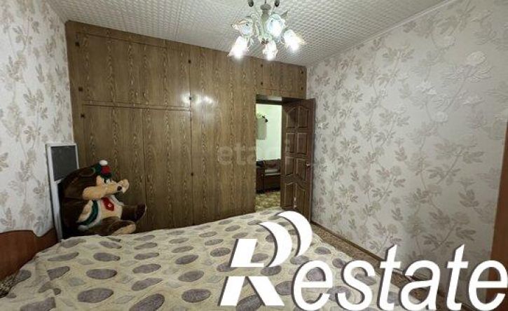 3-комн квартира улица Космонавтов, 26,  д. 26