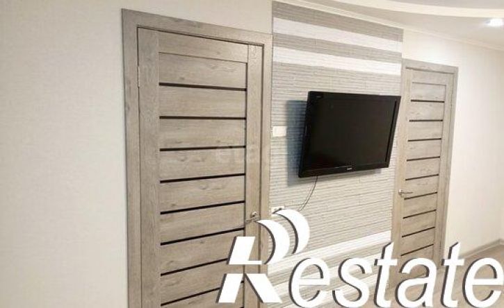 3-комн квартира улица Космонавтов, 25,  д. 25