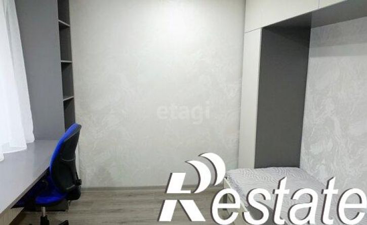 3-комн квартира улица Космонавтов, 25,  д. 25