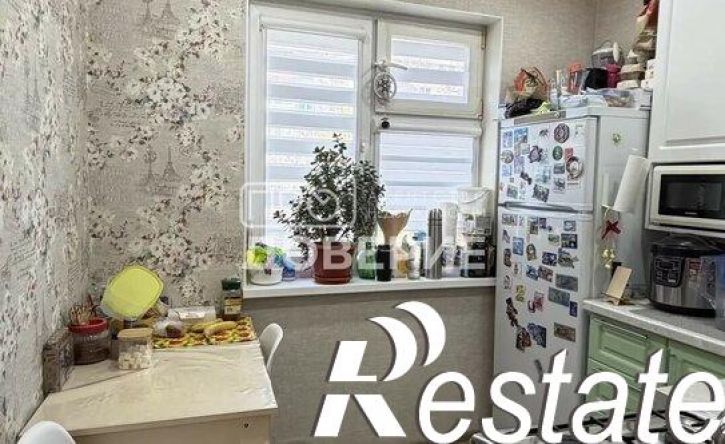 2-комн квартира проспект имени Ю.А.Гагарина 3-я линия, 4,  д. 4