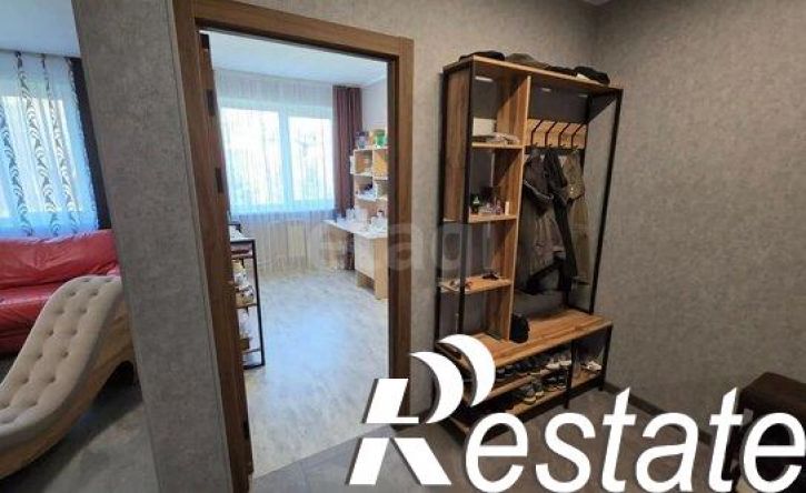 4-комн квартира улица Свердлова, 51,  д. 51
