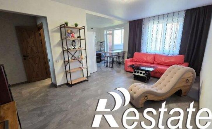 4-комн квартира улица Свердлова, 51,  д. 51
