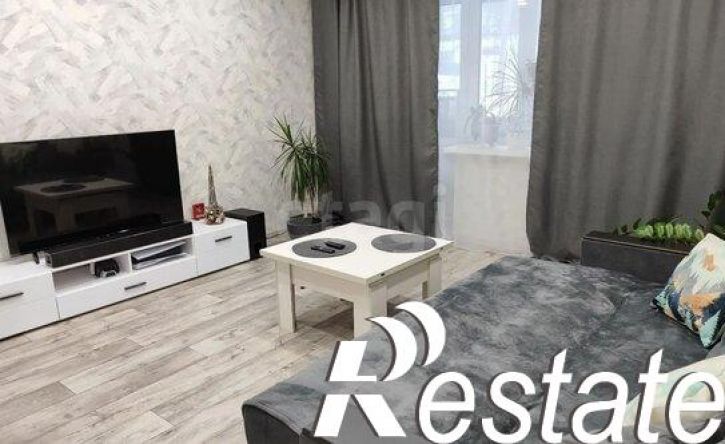 3-комн квартира улица Чкалова, 2,  д. 2