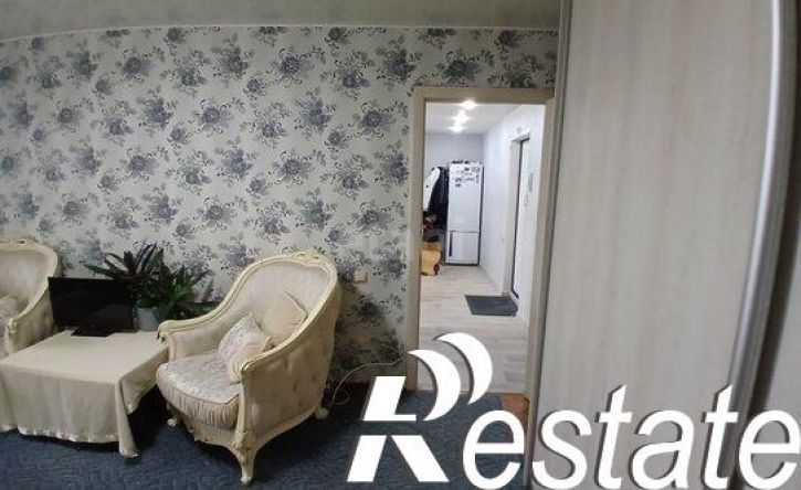 2-комн квартира улица Космонавтов, 27,  д. 27