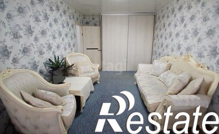 2-комн квартира улица Космонавтов, 27,  д. 27
