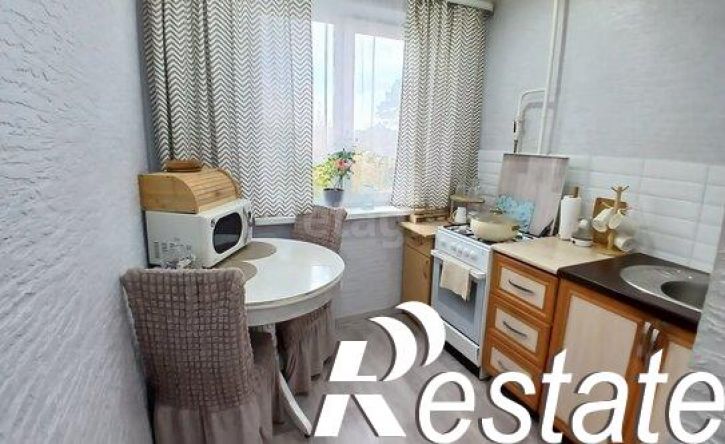 2-комн квартира улица Космонавтов, 27,  д. 27
