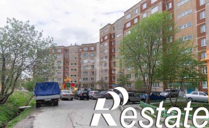 4-комн квартира кв-л Медик, 5,  д. 5