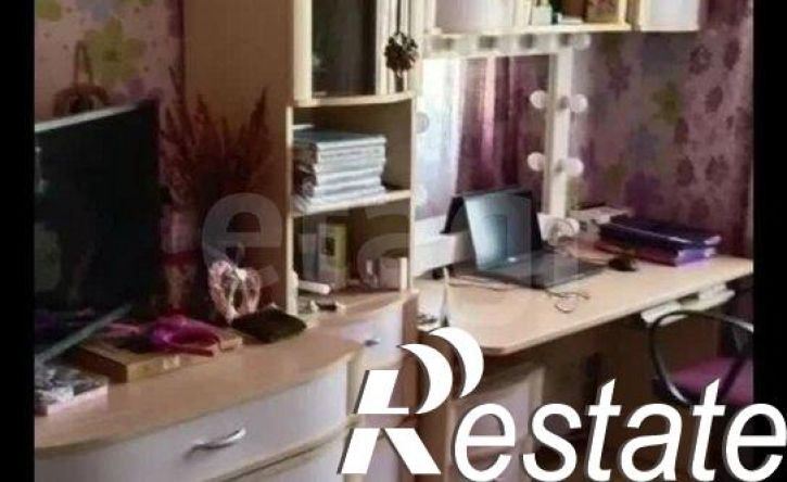 3-комн квартира улица 40-летия Победы, 54,  д. 54